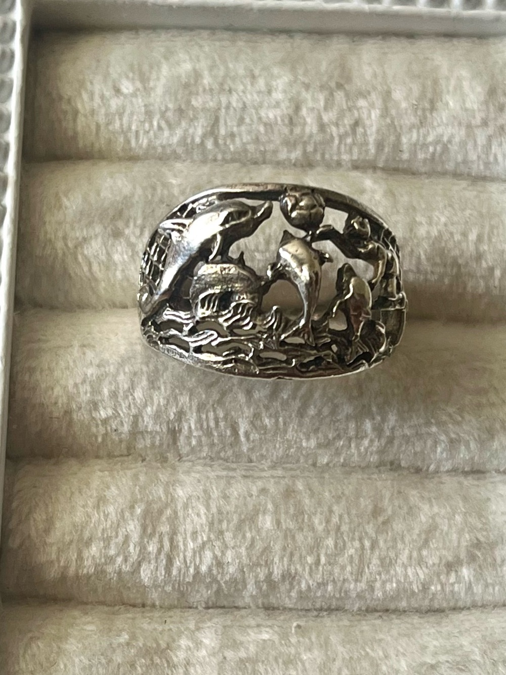Artisan Sterling Silver Dolphin Pod Ring Size 7.75 4.3g